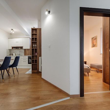 Apartman Square Trg Prijedor Exterior foto