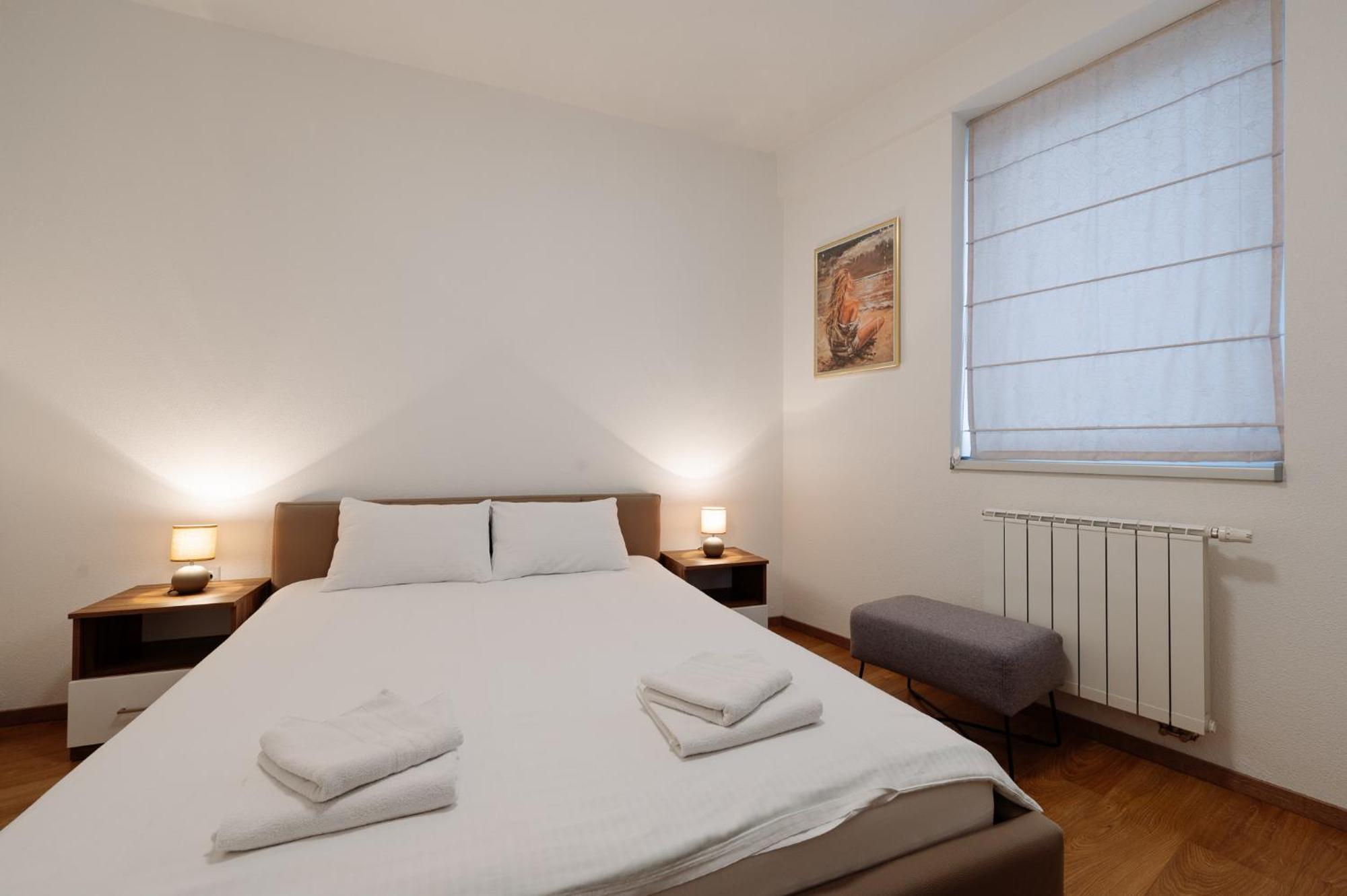Apartman Square Trg Prijedor Exterior foto